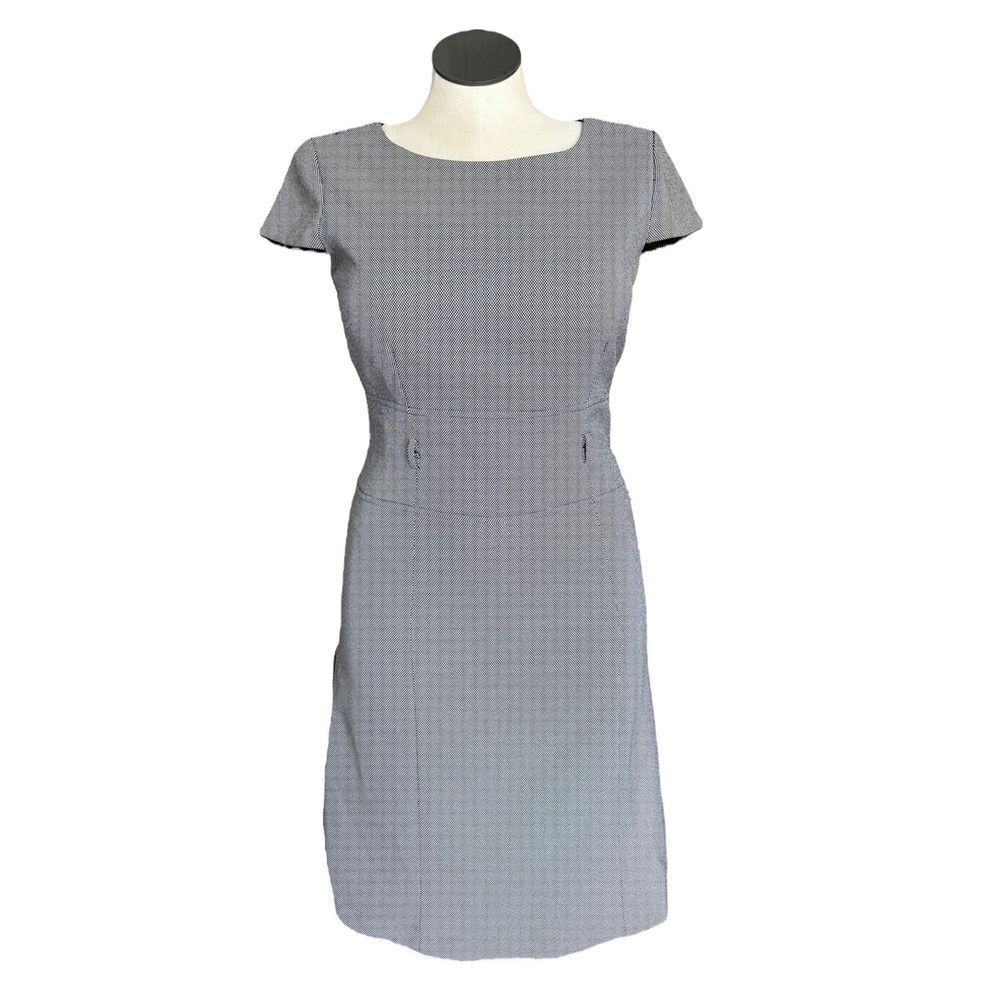 Tahari Arthur S. Levine Women’s Gray Crew Neck Cap Sleeve Sheath Dress Size 10